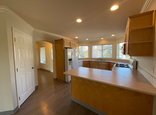 332 E Bellis Fair Pkwy APT 201, Bellingham, WA 98226