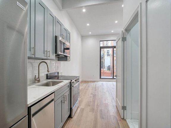 2nd image of 231 E 60th St APT 1