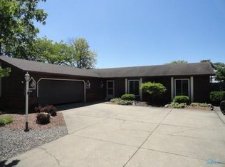 521 Cardinal Dr, Bryan, OH 43506