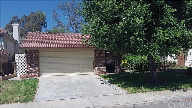 2nd image of 9763 Sycamore Canyon Rd