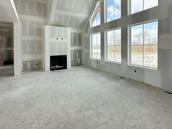 3rd image of 304 Morgan Leigh Ln