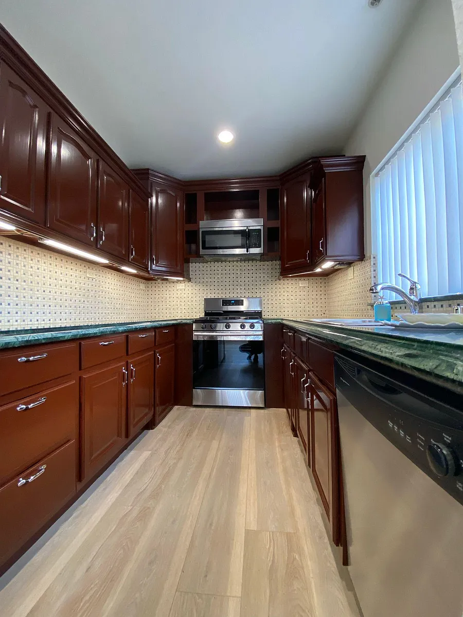 Building Photo - 1467 S Holt Ave #1