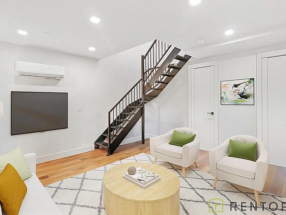 3rd image of 99 N 4th St #324