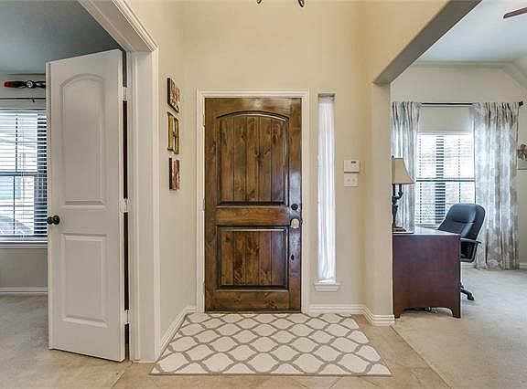 3rd image of 1049 Saint Andrews Dr