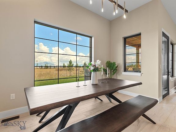 3rd image of 151 Clancy Way
