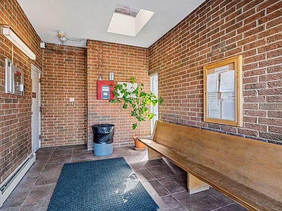 5th image of 4110 E Hale Pkwy #2B
