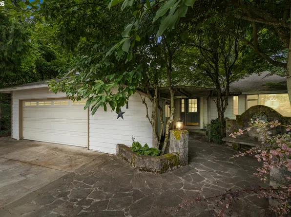 231 NE Scott Dr, Gresham, OR 97030