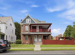 26 Washington Ave, Holyoke, MA 01040