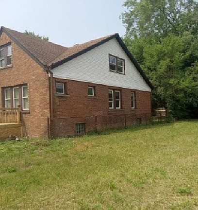 2nd image of 14849 Lesure St #1