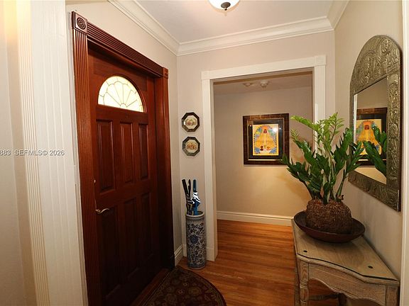 4th image of 6160 SW 84th St
