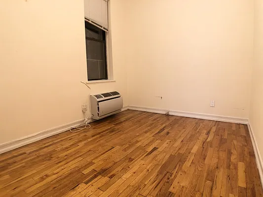 Rented by Corcoran | media 14