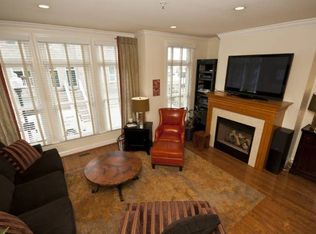 1280 Harbor Island Walk, Baltimore, MD 21230