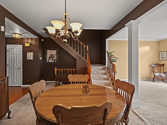 5th image of 518 Fincastle Ln