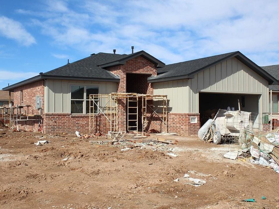 1st image of 1102 Mesa