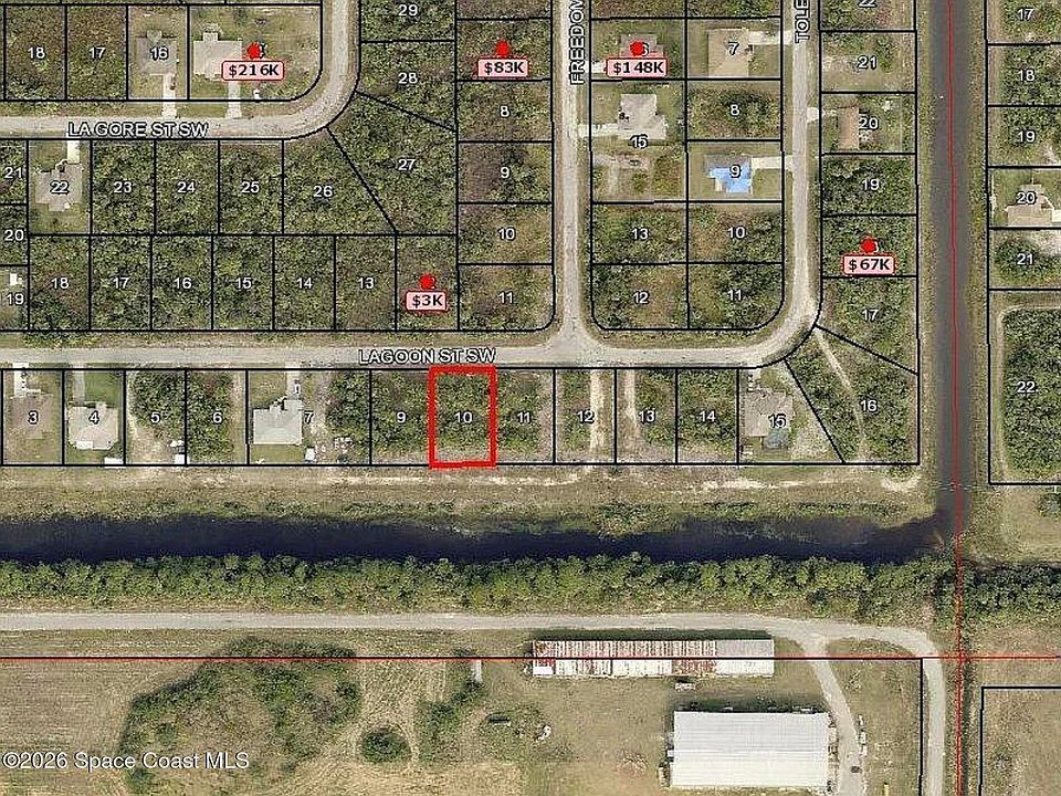 1st image of 158 Lagoon St SW
