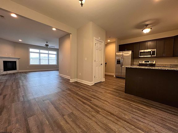 2nd image of 104 Pasture Ln