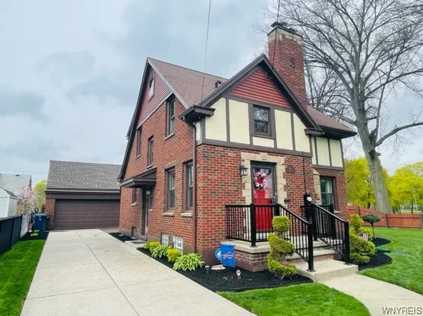 3222 Cleveland Ave, Niagara Falls, NY 14305