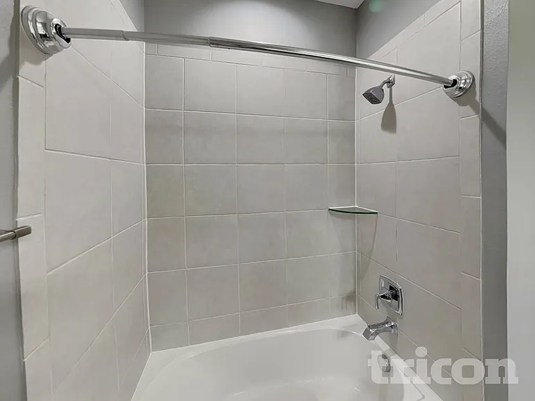 1842 Castleton Dr — Photo 15