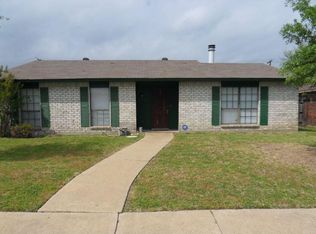 8717 Millwood Dr, Rowlett, TX 75088