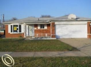 2107 Common Rd, Warren, MI 48092