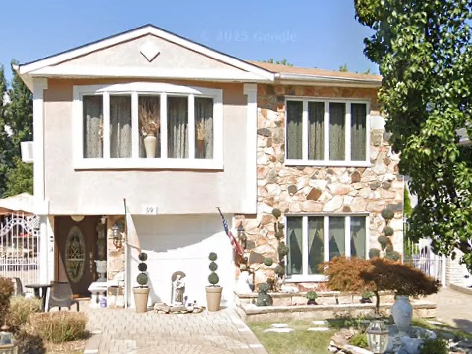59 Oak Ln