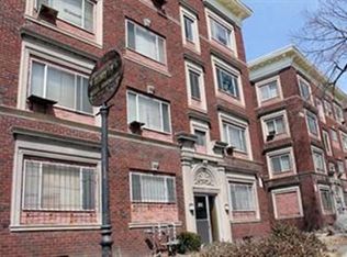 202 Pearl St APT 1R, Springfield, MA 01105