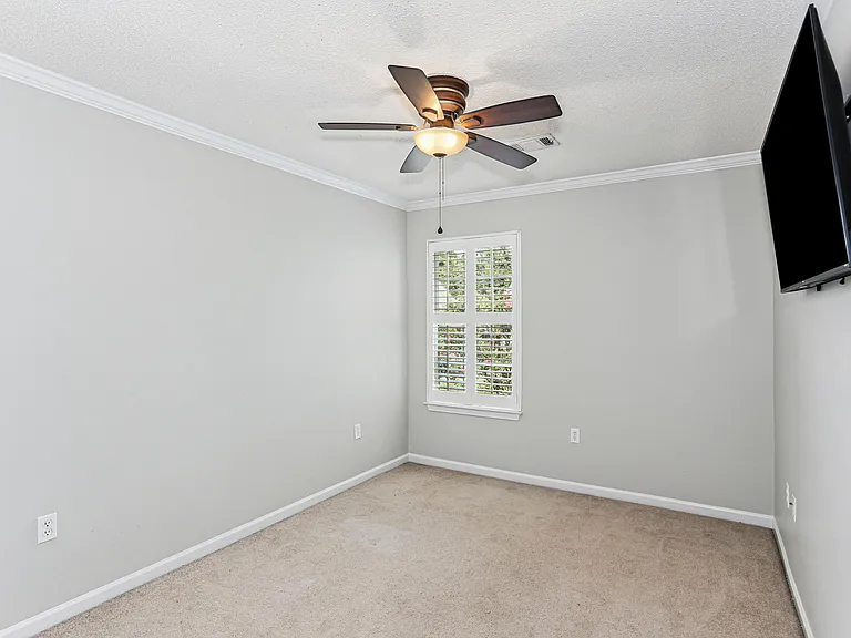 156 Swaying Pine Ct — Photo 7