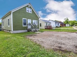 918 S Lawson St, Aberdeen, SD 57401