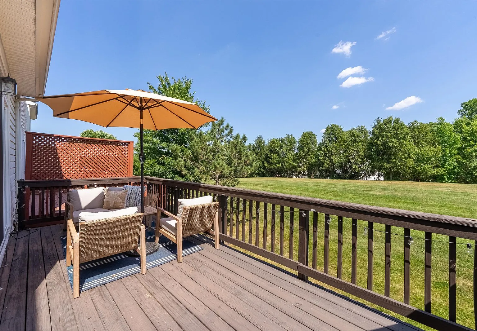 3 bed, 3.5 bath, 2426 sqft, $3,450 — Photo 4
