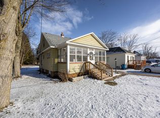 2040 Lawnel Ave, Muskegon, MI 49441