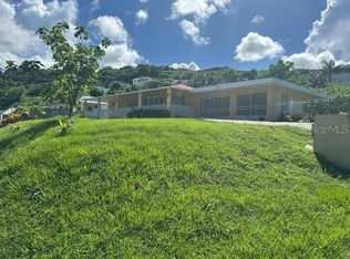 1 Saint Urb Linda Mnr #II-19, Rio Grande, PR 00745