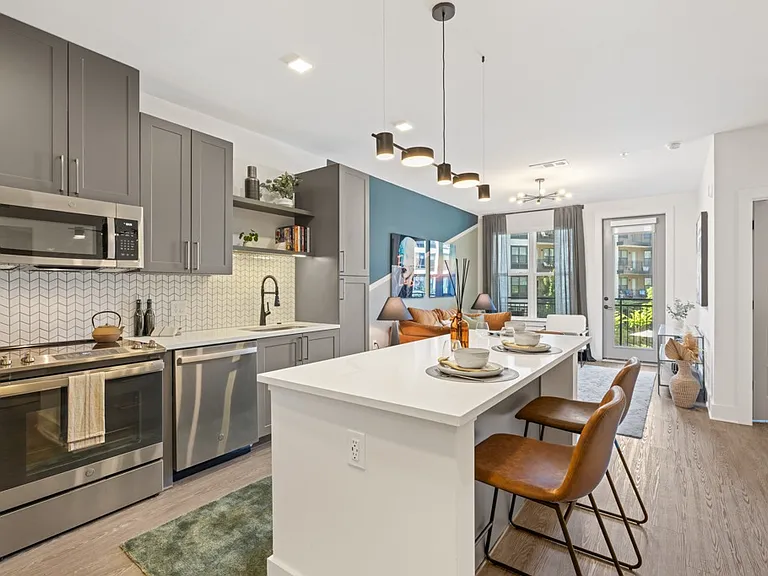 Bexley Chamblee — Photo 2