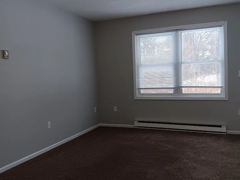 5586 Lapeer Rd — Photo 18