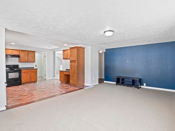 4th image of 4252 E 29th Ave