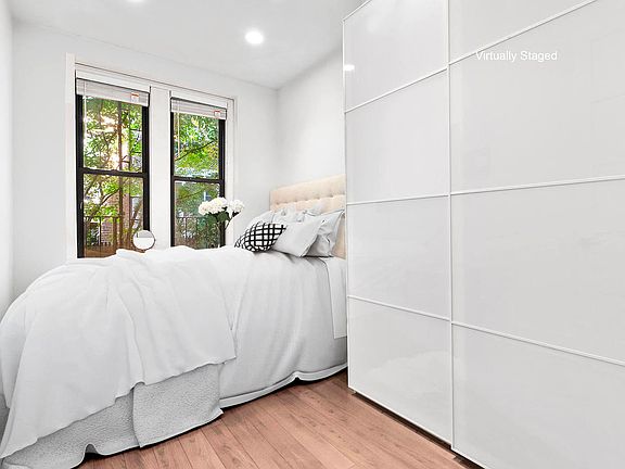 5th image of 149 W 12th St #15