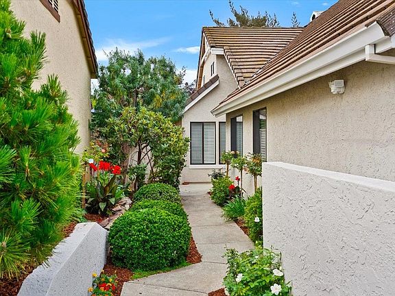 3rd image of 7948 Caledonia Dr