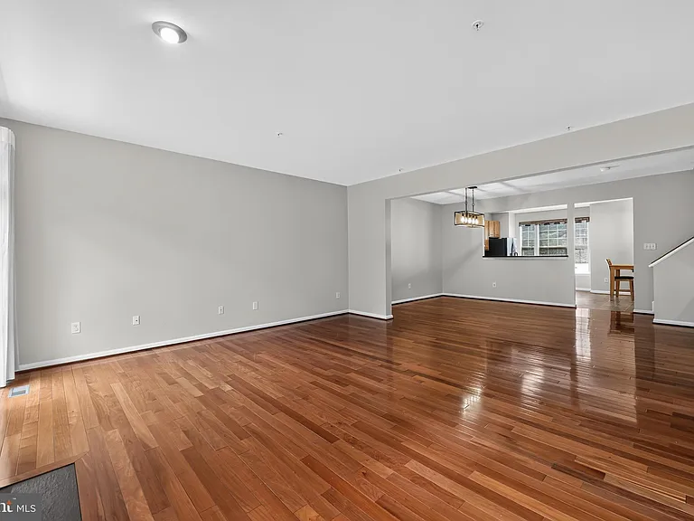 11715 Gunners Dr — Photo 6