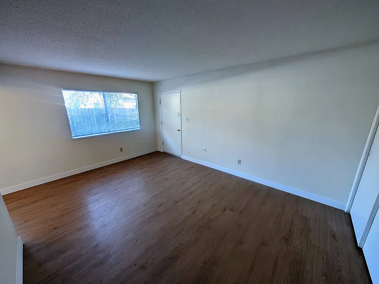 1048B Rio Ln #1048B — Photo 8