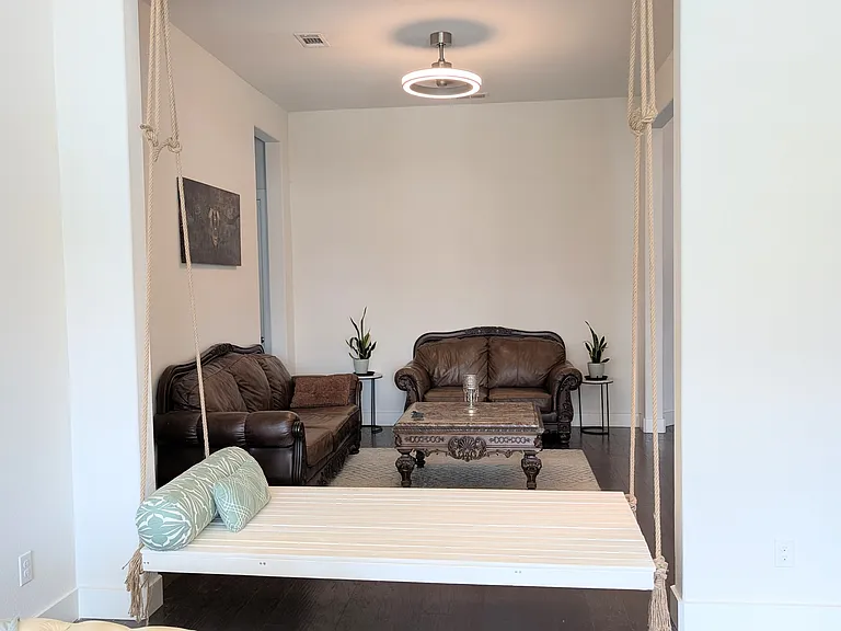 8933 Frostweed Rd — Photo 18