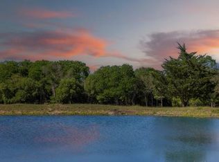 6808 Cedar Hill Rd, Brenham, TX 77833