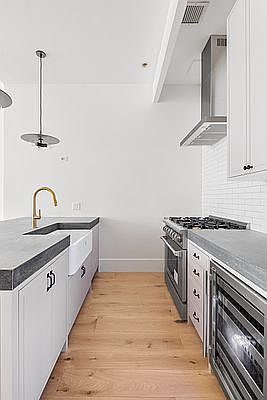 4th image of 43 White St #3C