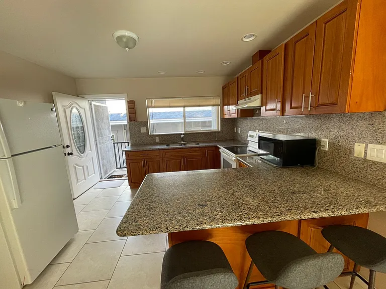 4008 Keaka Dr #A — Photo 7