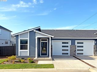 7713 SE Contour Ln, Hillsboro, OR