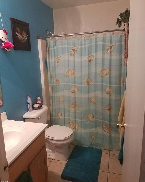 2nd image of 8114 W Whyman Ave
