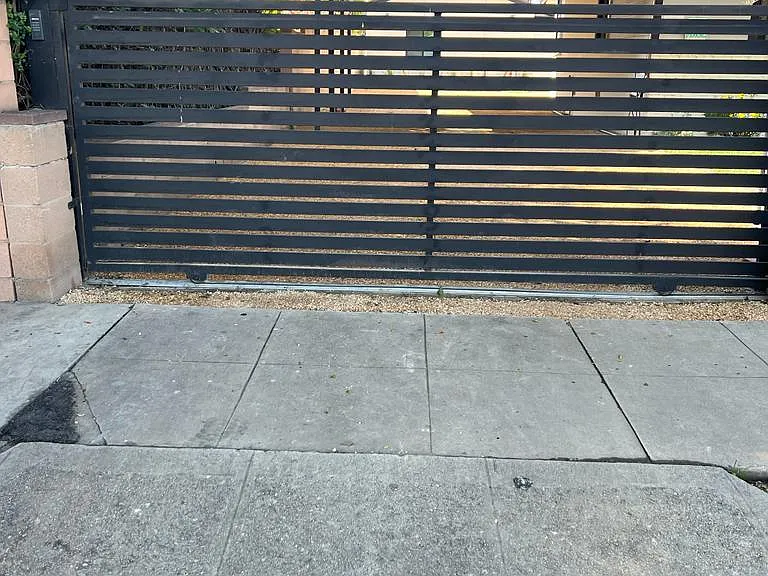 6427 Rhodes Ave — Photo 8