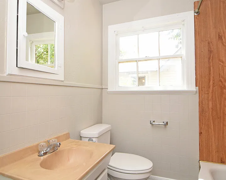3701 Werner Ave — Photo 17