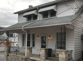 215 N 18th St, Pottsville, PA 17901