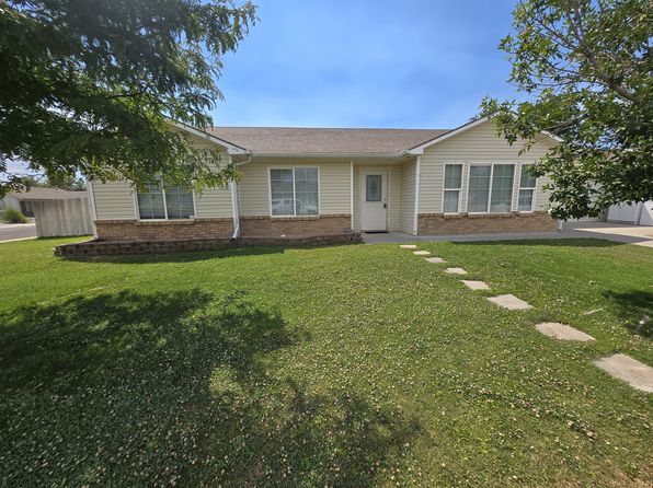 653 Crossing St
