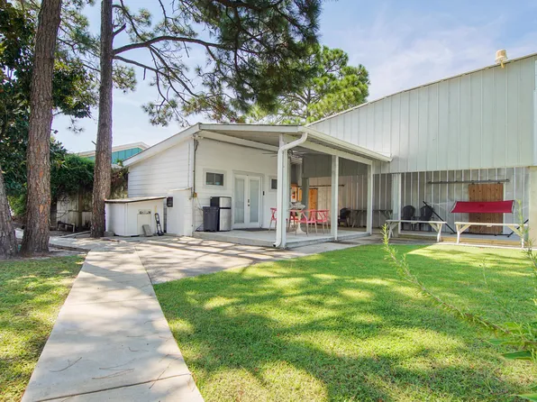 7425 S Lagoon Dr, Panama City Beach, FL 32408