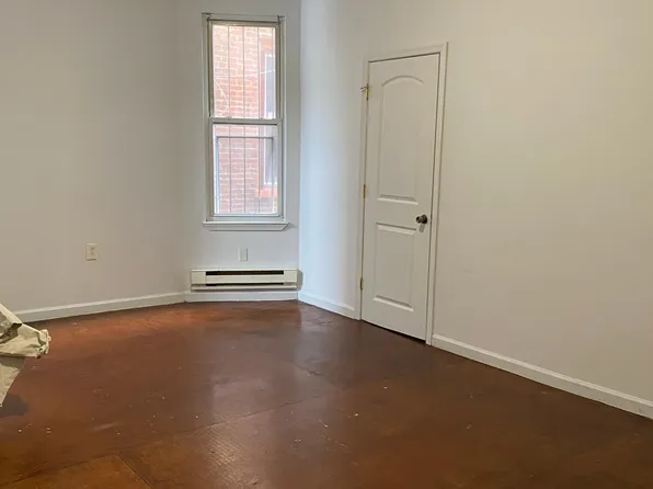 131 50th St #2M, Philadelphia, PA 19139